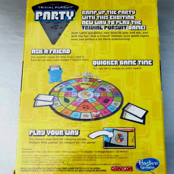 Trivial Pursuit Party Card Game NIB Fun Fast 16+ - Picture 2 of 8
